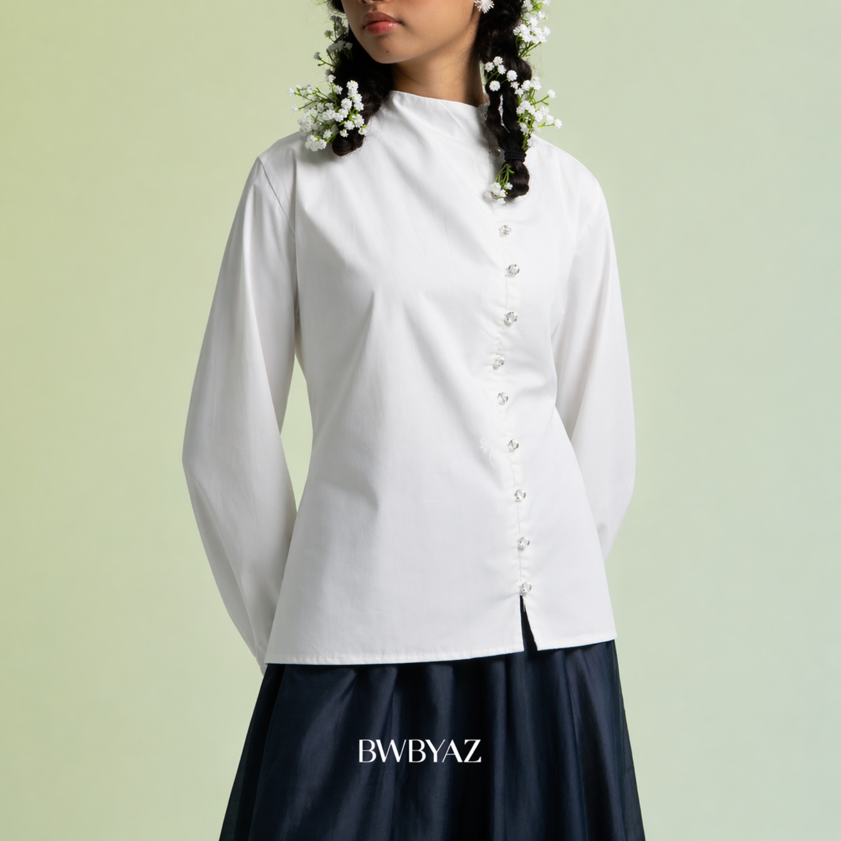 BWBYAZ - Estari Button Top (READY STOCK)