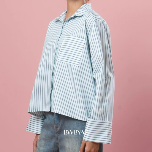 Image of BWBYAZ STAPLE EASE - KYLEE BOXY SHIRT (READY STOCK)