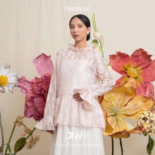 Image of BWBYAZ JFW COLLECTION - NARINE RUFFLE TOP