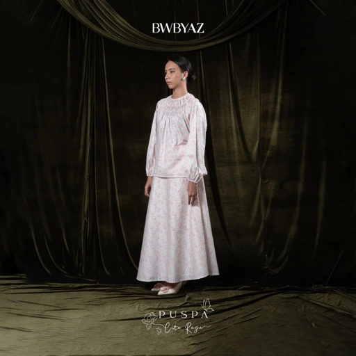 Image of BWBYAZ - PUSPA CITA RAYA - Nona Ayuri Shirred Blouse