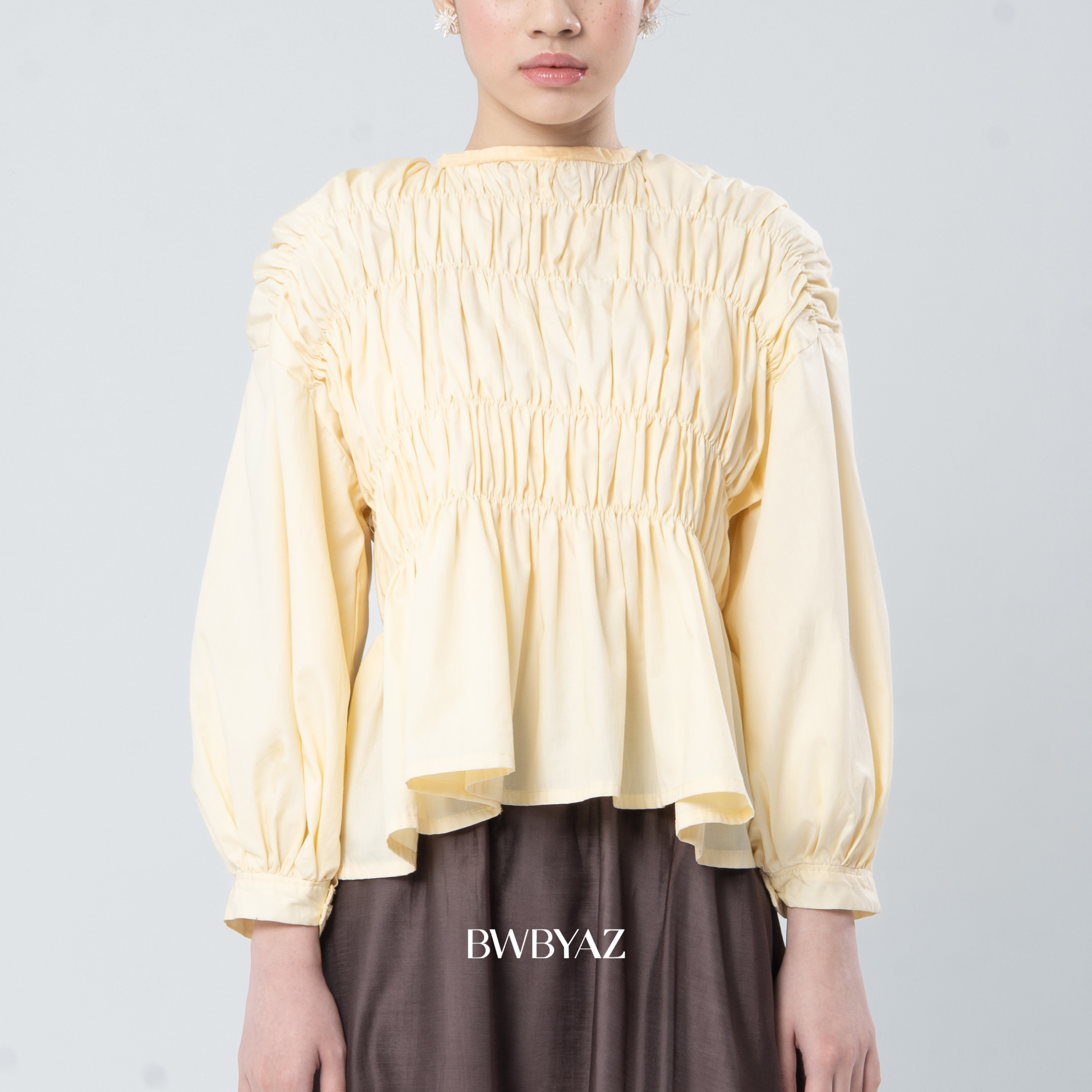 BWBYAZ - Pamela Shirred Blouse