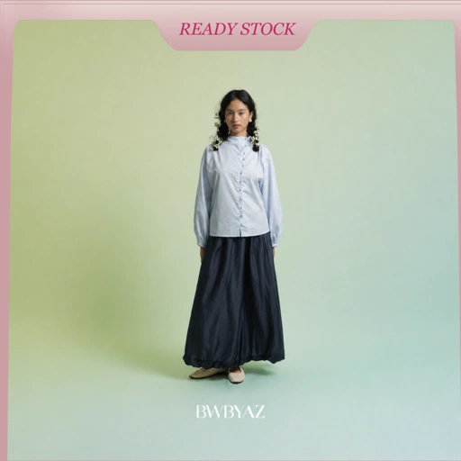 BWBYAZ - Estari Button Top (READY STOCK)