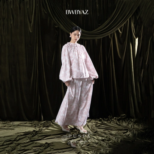 Image of BWBYAZ - PUSPA CITA RAYA - Nona Damaira Shirred Blouse (READY STOCK)