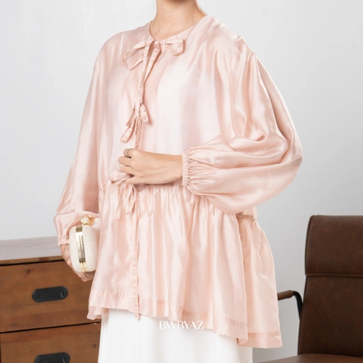 Image of BWBYAZ - Ayundari Pleats Outer