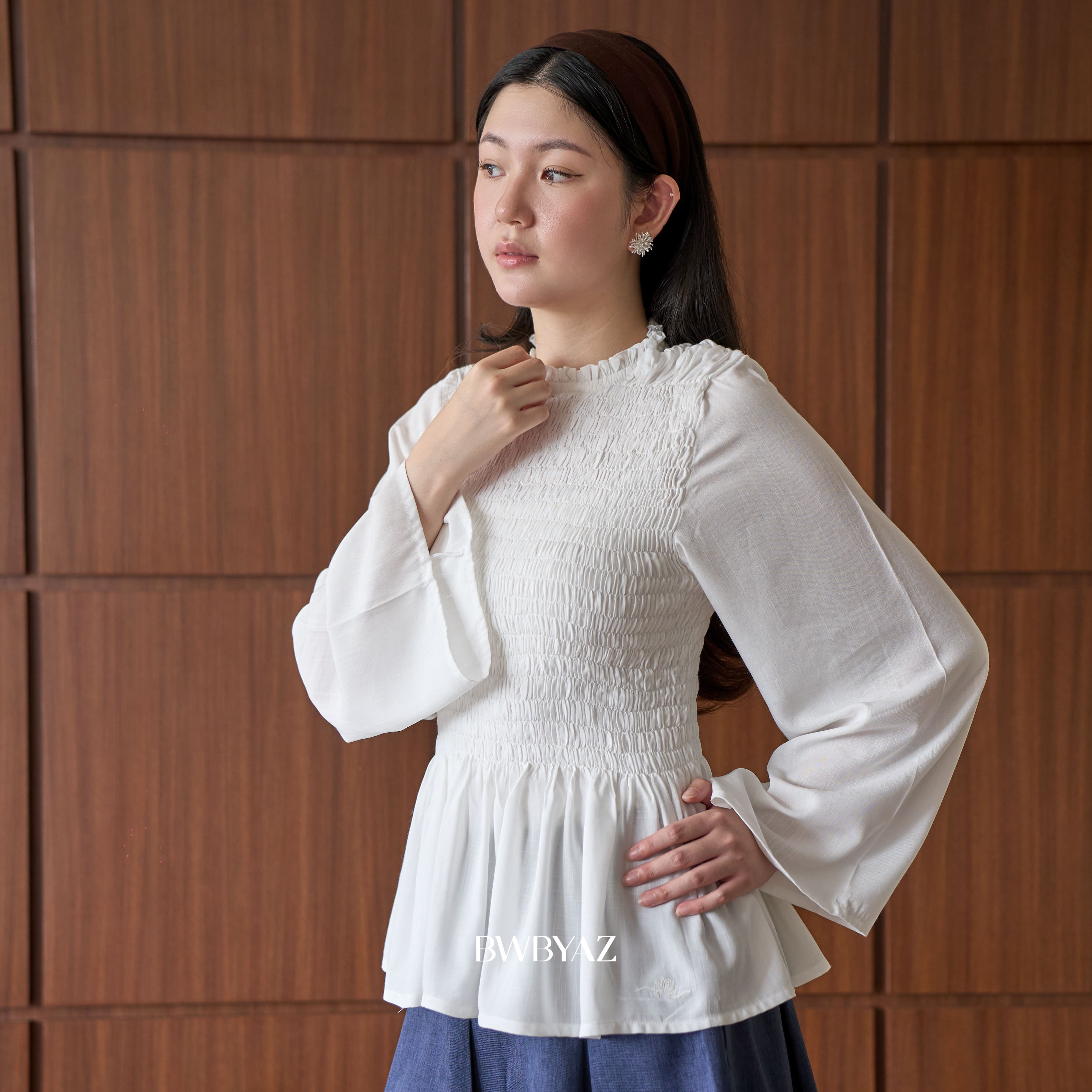 BWBYAZ - Evalina Shirred Top (READY STOCK)