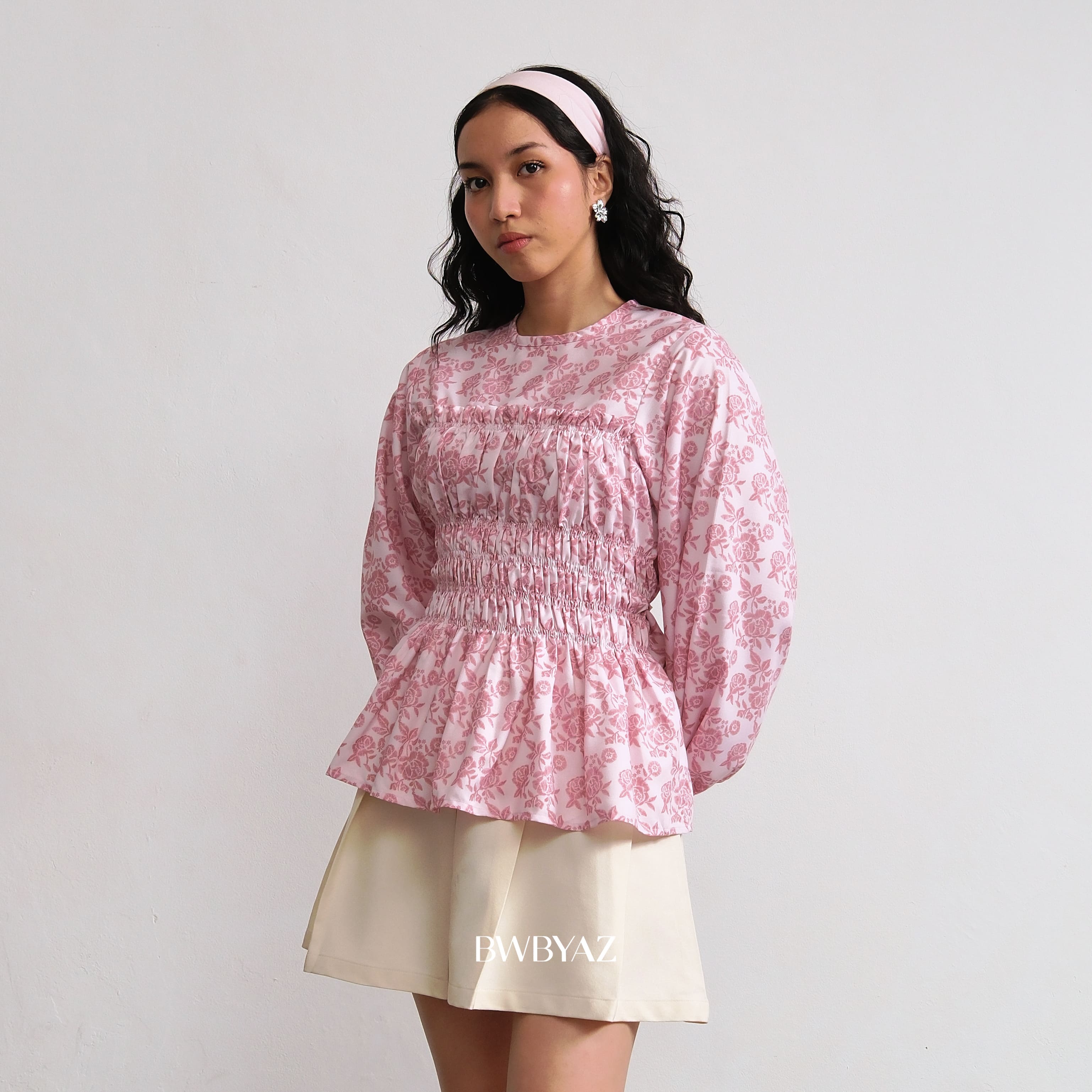 BWBYAZ - Rissa Shirred Top Signature (READY STOCK)