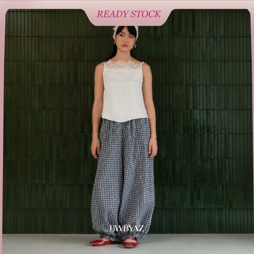 Image of BWBYAZ - Hailey Ruffle Pants (READY STOCK)