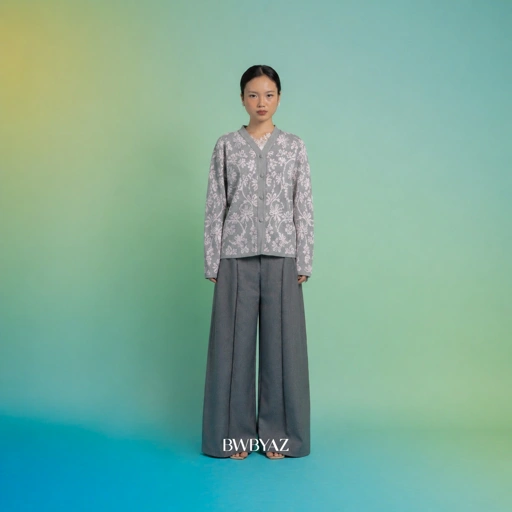 Image of BWBYAZ - Kalina Knit Cardigan (READY STOCK)