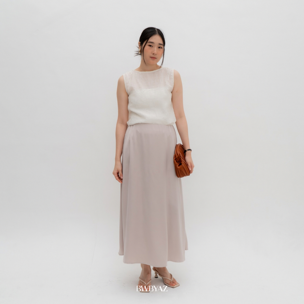 BWBYAZ - Magnolia Flowy Silk Skirt (READY STOCK)
