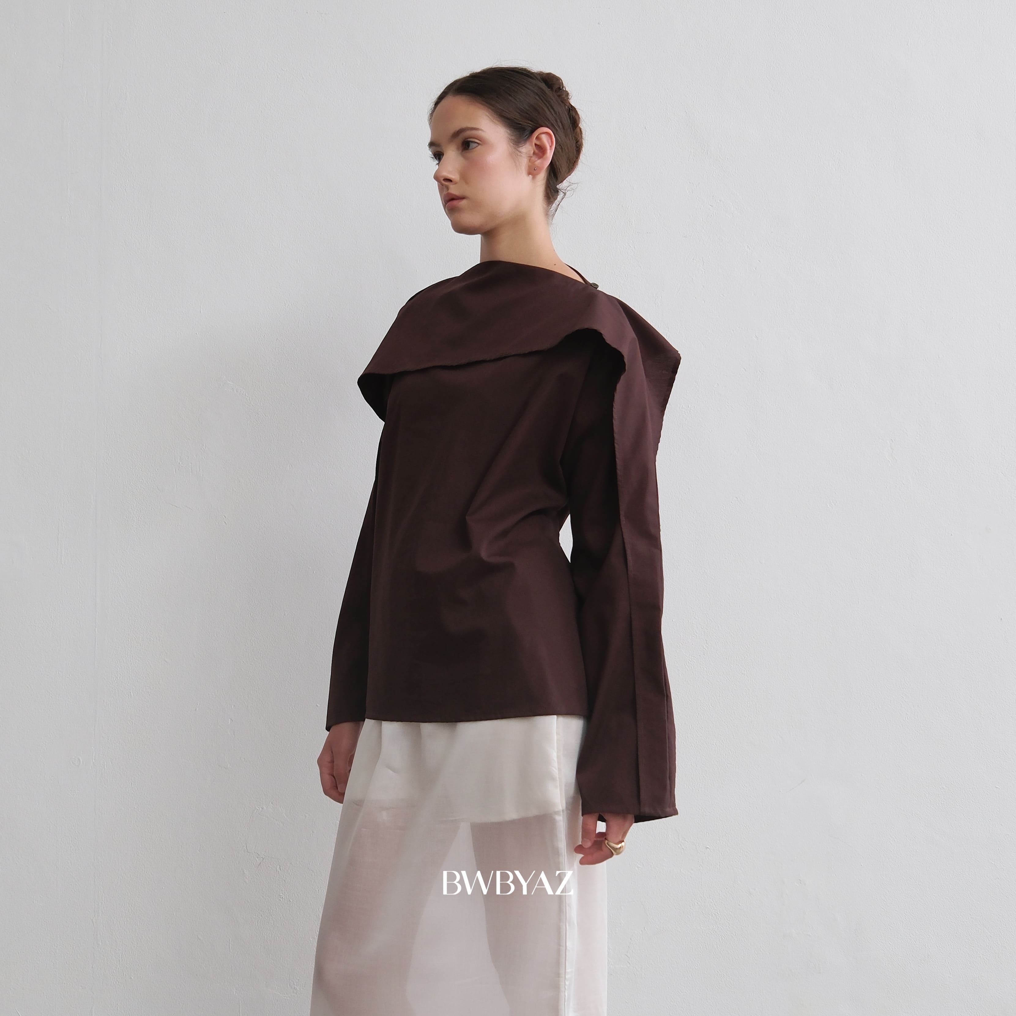 BWBYAZ - Hannan Shawl Top (READY STOCK)