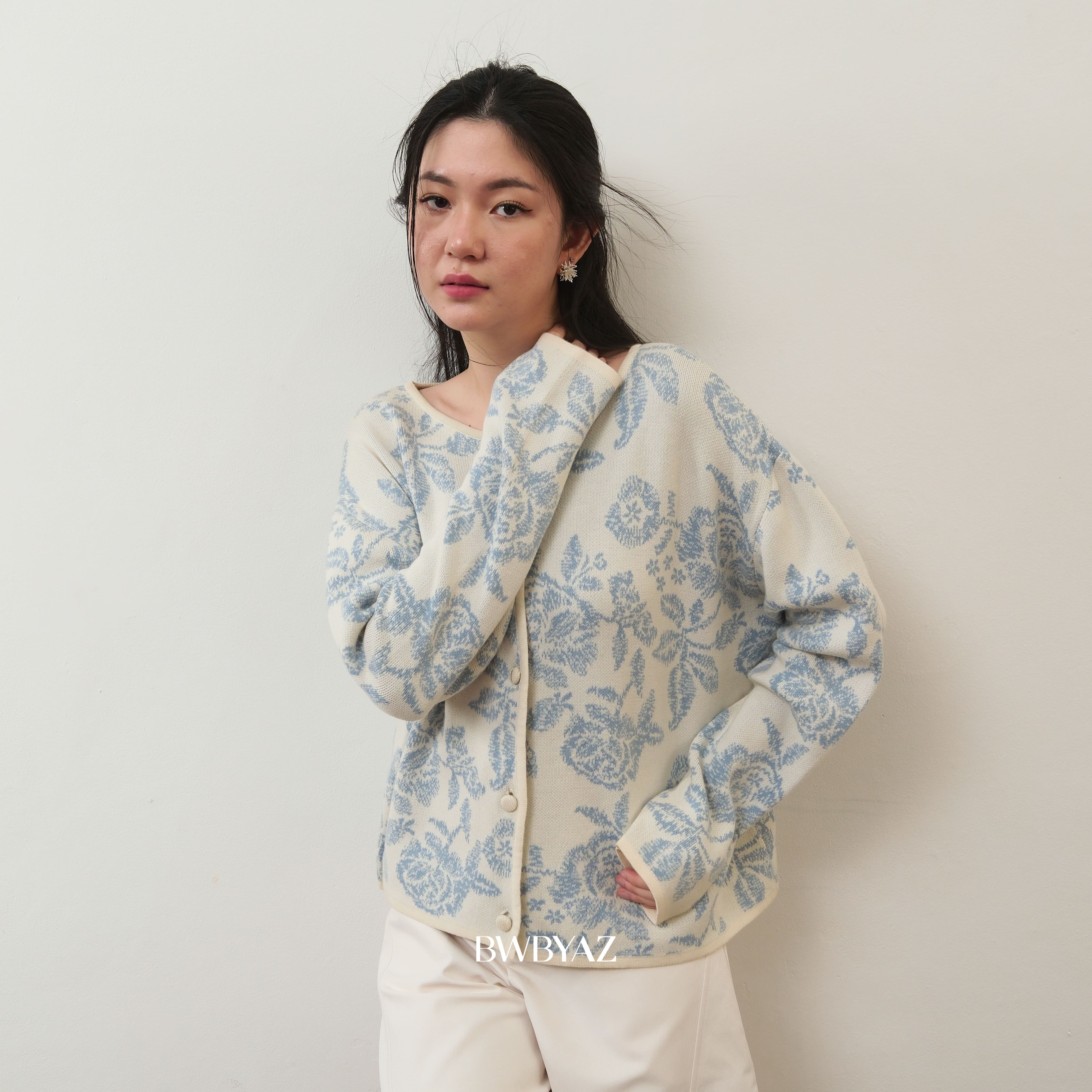 BWBYAZ STAPLE EASE - Aurelie Floral Cardigan (READY STOCK)