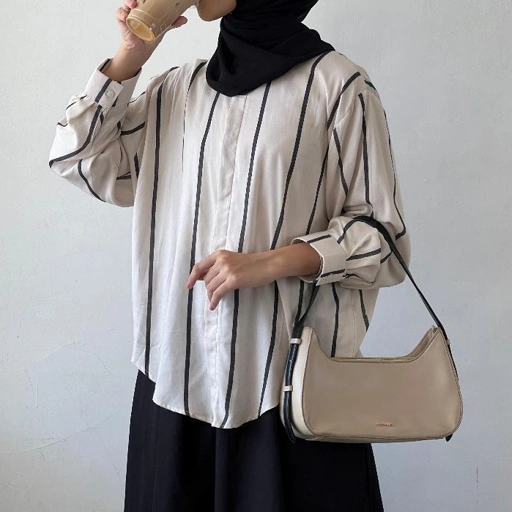 Image of BWBYAZ - Pattern Oversized | Stripes Oat Black