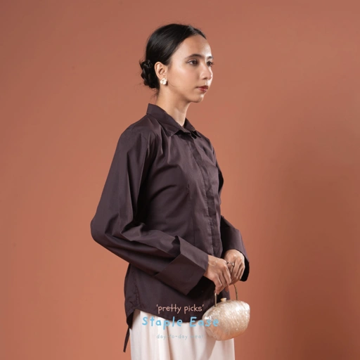 Image of BWBYAZ STAPLE EASE - Kelana Fitted Shirt (READY STOCK)