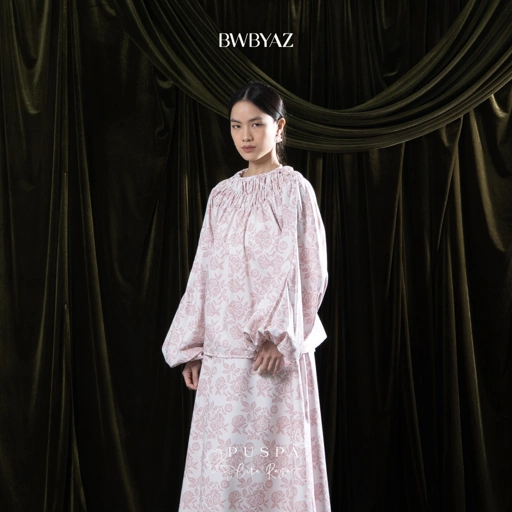 Image of BWBYAZ - PUSPA CITA RAYA - Nona Damaira Shirred Blouse