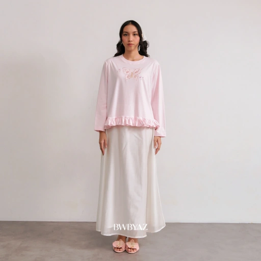 BWBYAZ - Ollie Embroidery Top Flutter & Bloom
