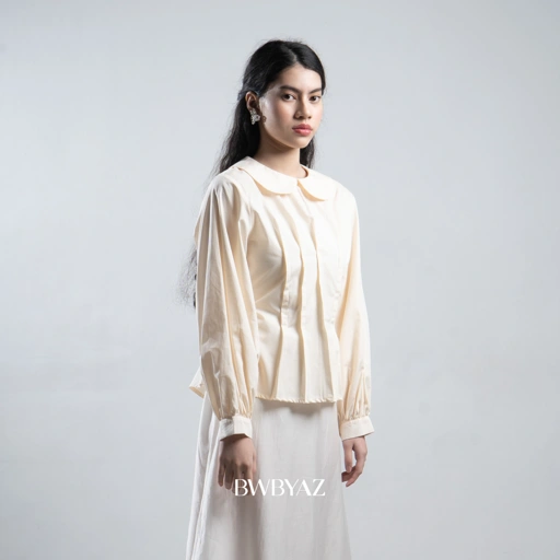Image of BWBYAZ - AVELINE PLEATED TOP (READY STOCK)
