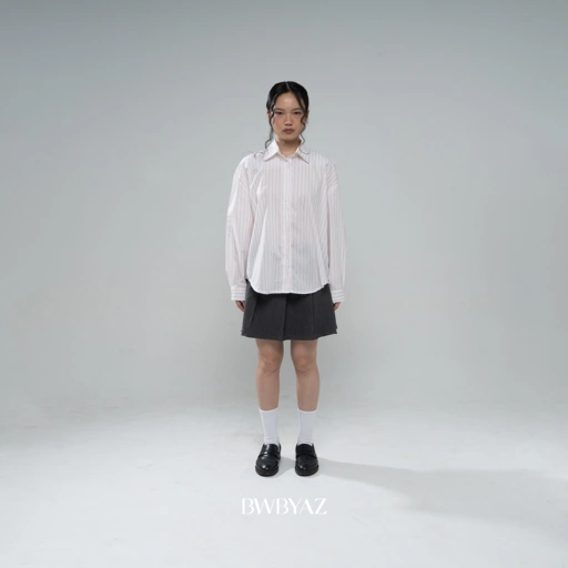 Image of BWBYAZ - Jacey Oversized Shirt (READY STOCK)