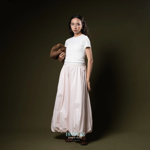 Image of BWBYAZ STAPLE EASE - Leona Baloon Skirt (Long) - READY STOCK