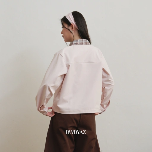 BWBYAZ - Kiana Boxy Jacket (READY STOCK).