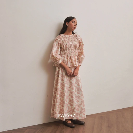 Image of BWBYAZ STAPLE EASE - ISLA FLOWER SKIRT
