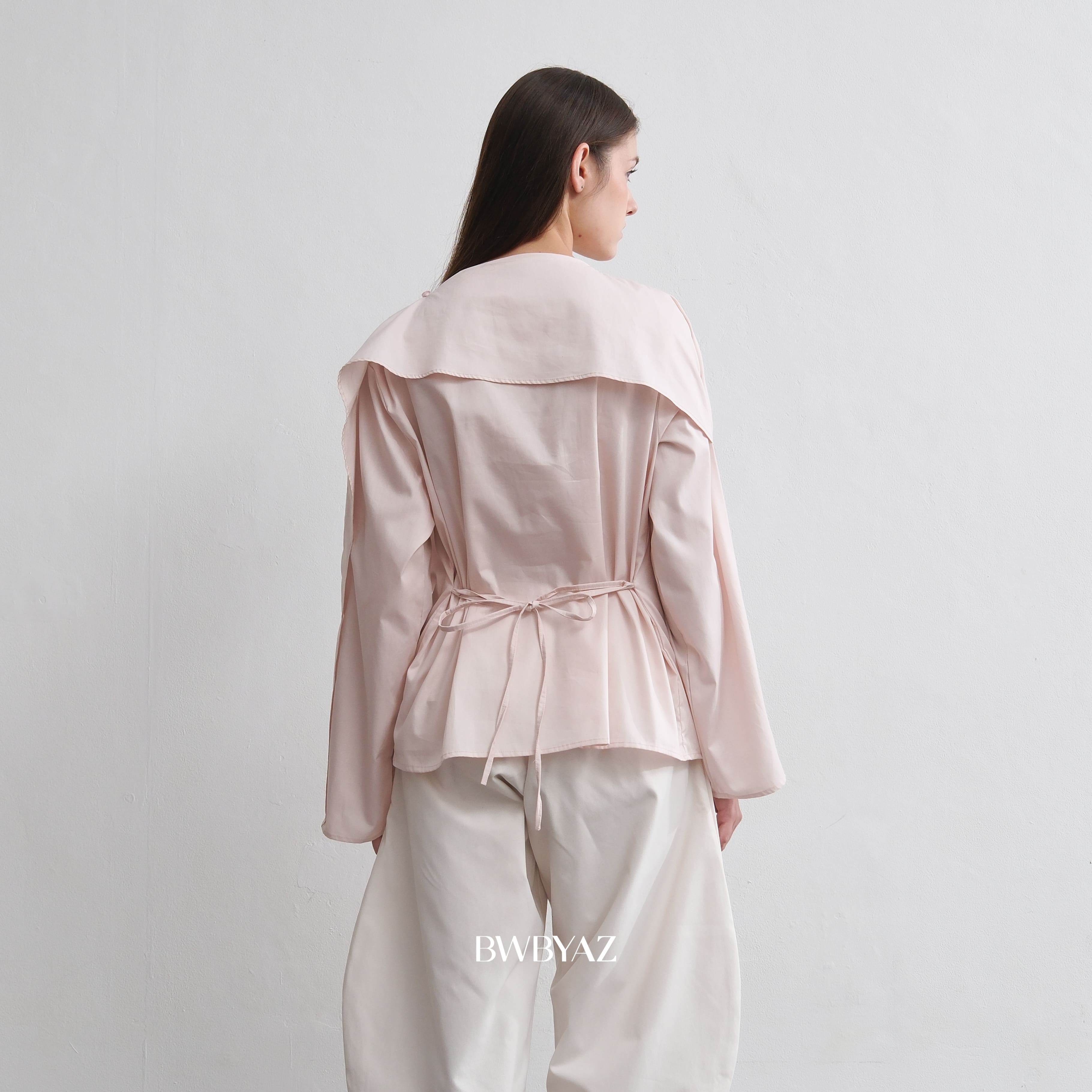 BWBYAZ - Hannan Shawl Top (READY STOCK)