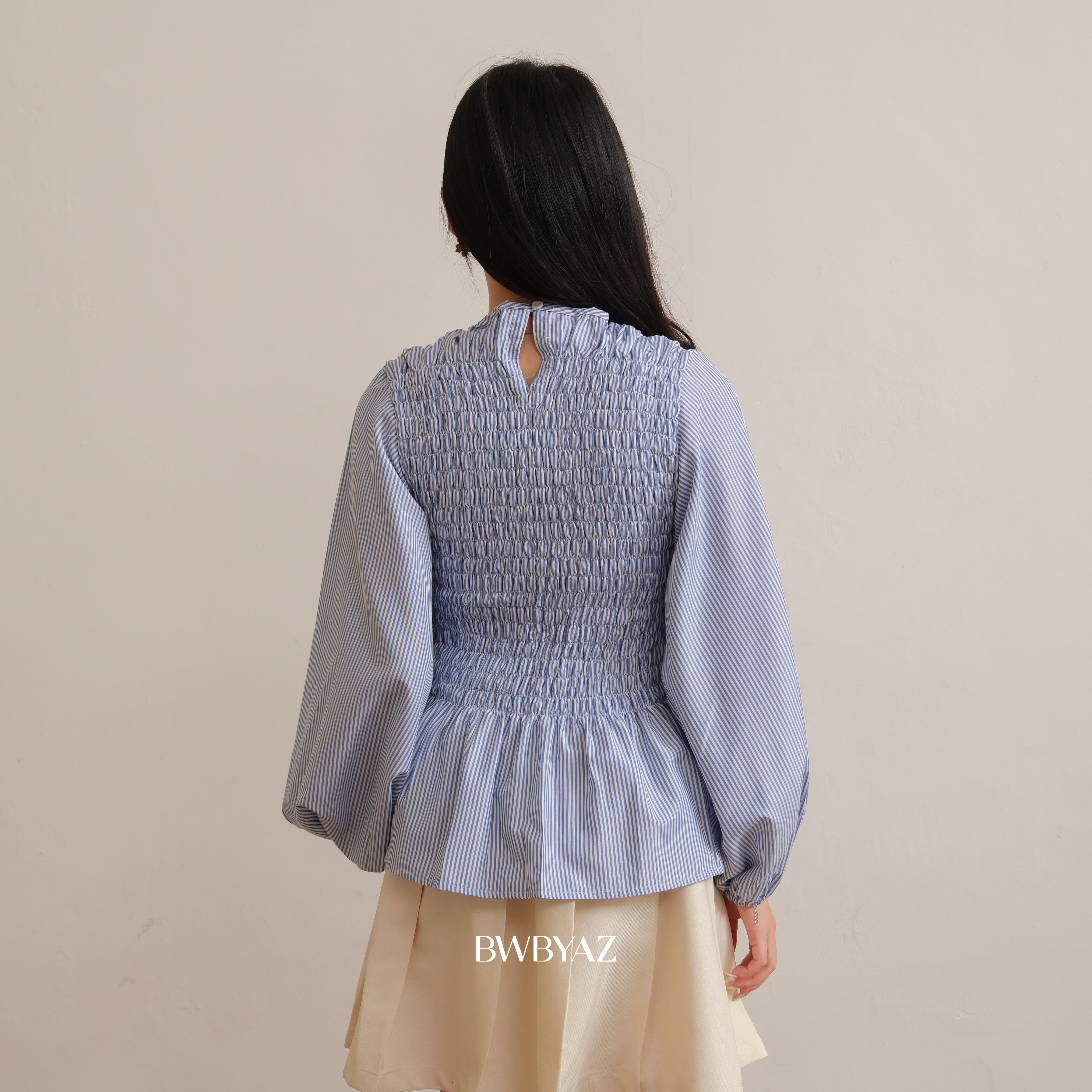 BWBYAZ - Kyla Shirred Top (READY STOCK)