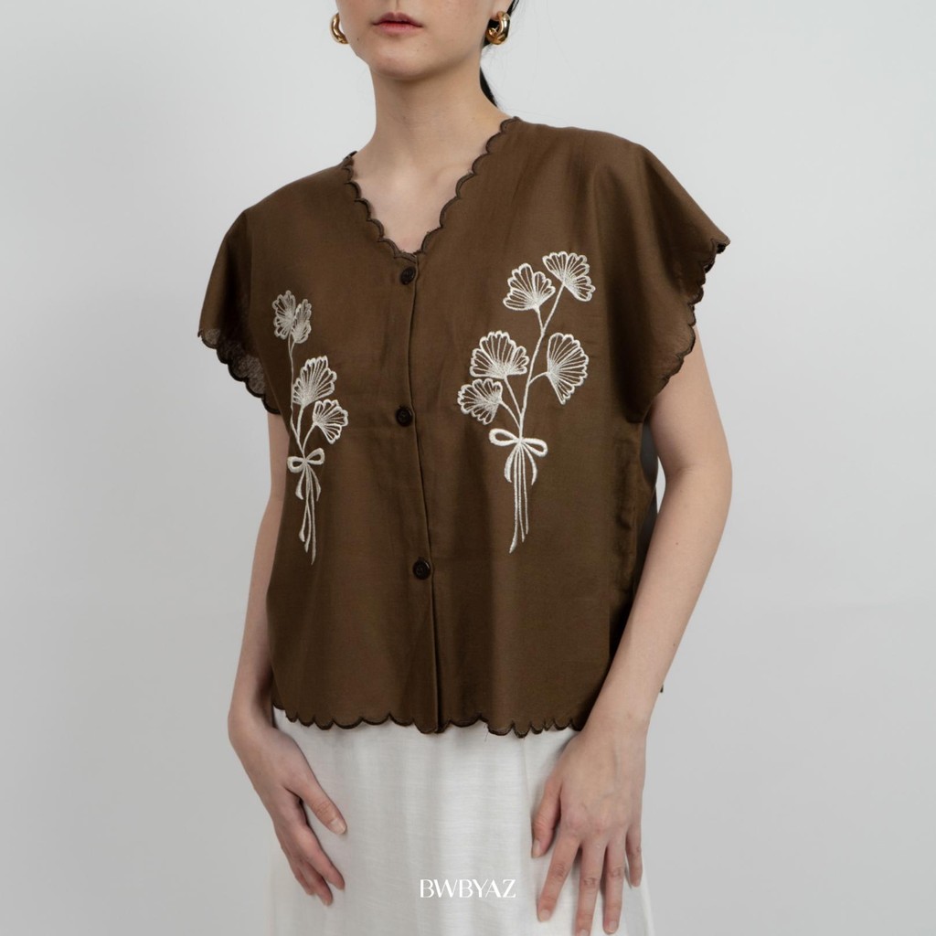 BWBYAZ - Ayudia Embroidery Vest (READY STOCK)