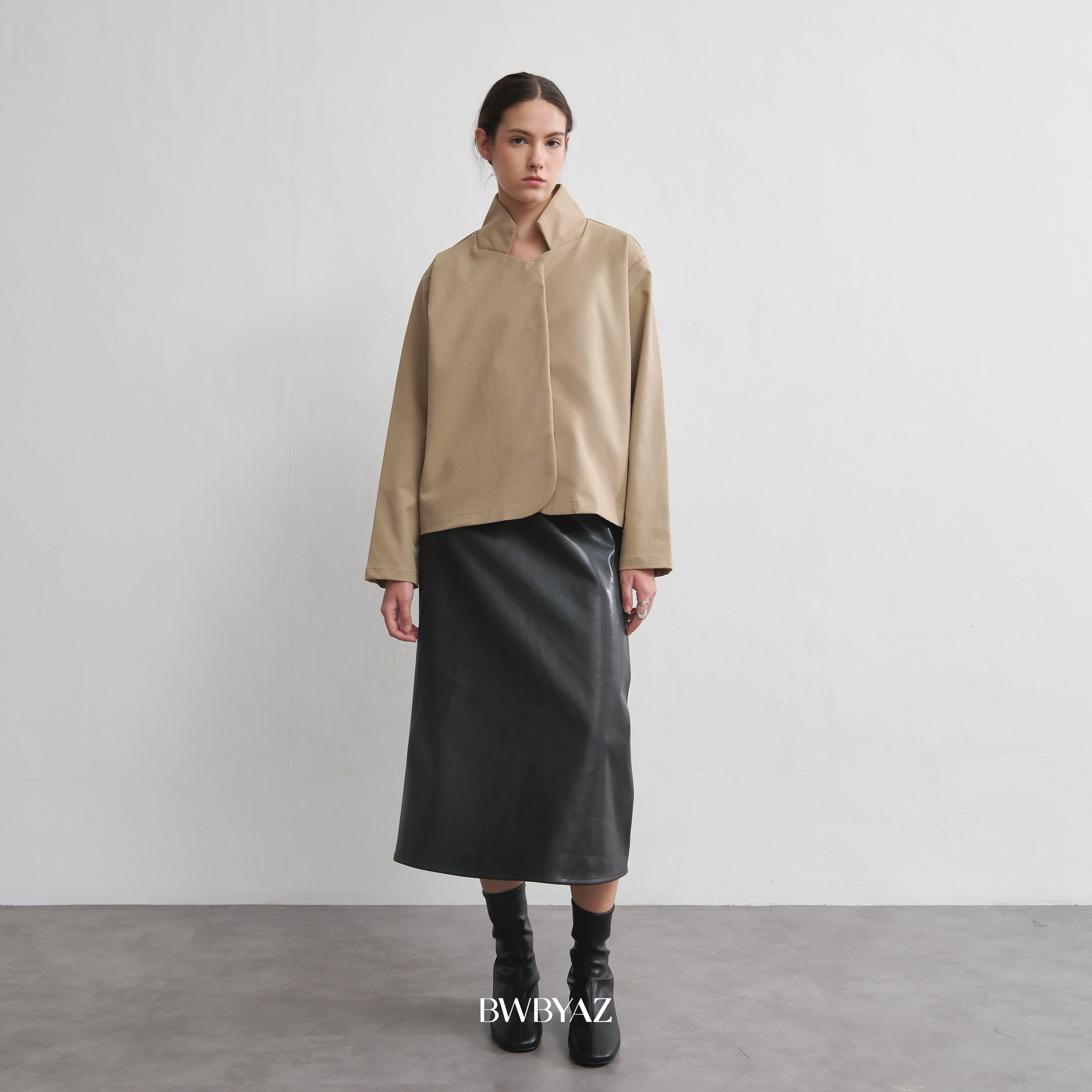 BWBYAZ - Clara Boxy Jacket (READY STOCK)
