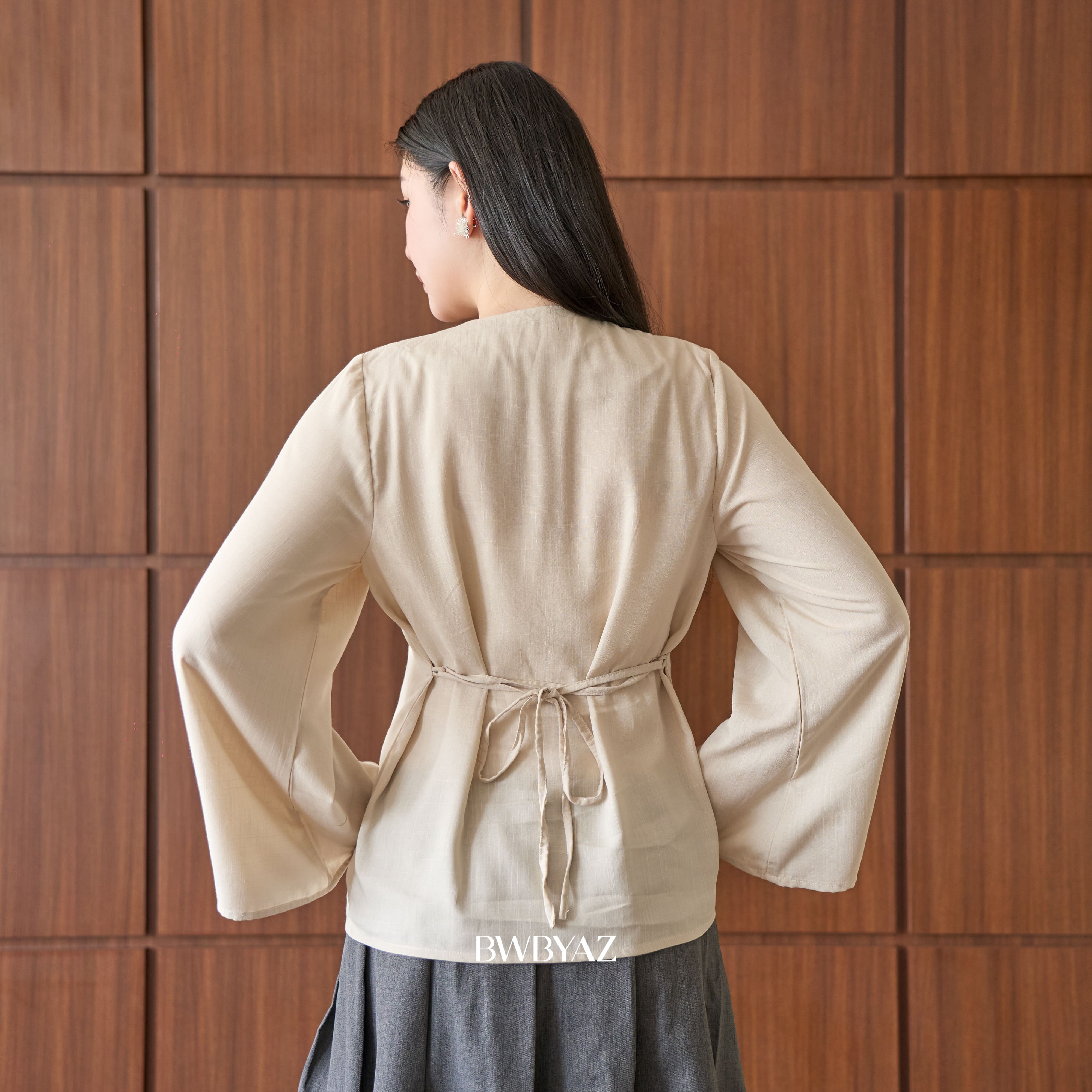BWBYAZ - Astere Shanghai Top (READY STOCK)