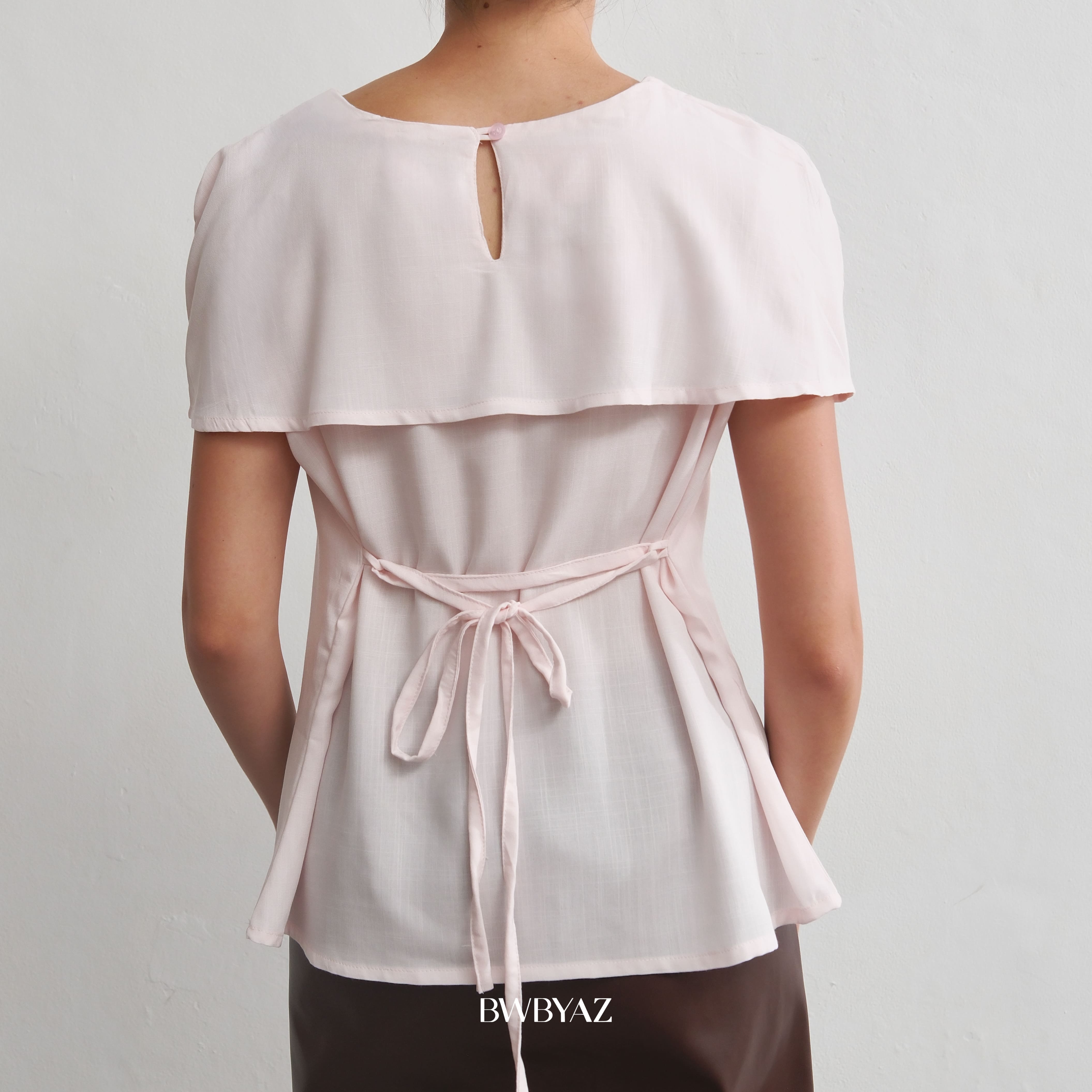 BWBYAZ - Emma Off Shoulder Top (READY STOCK)