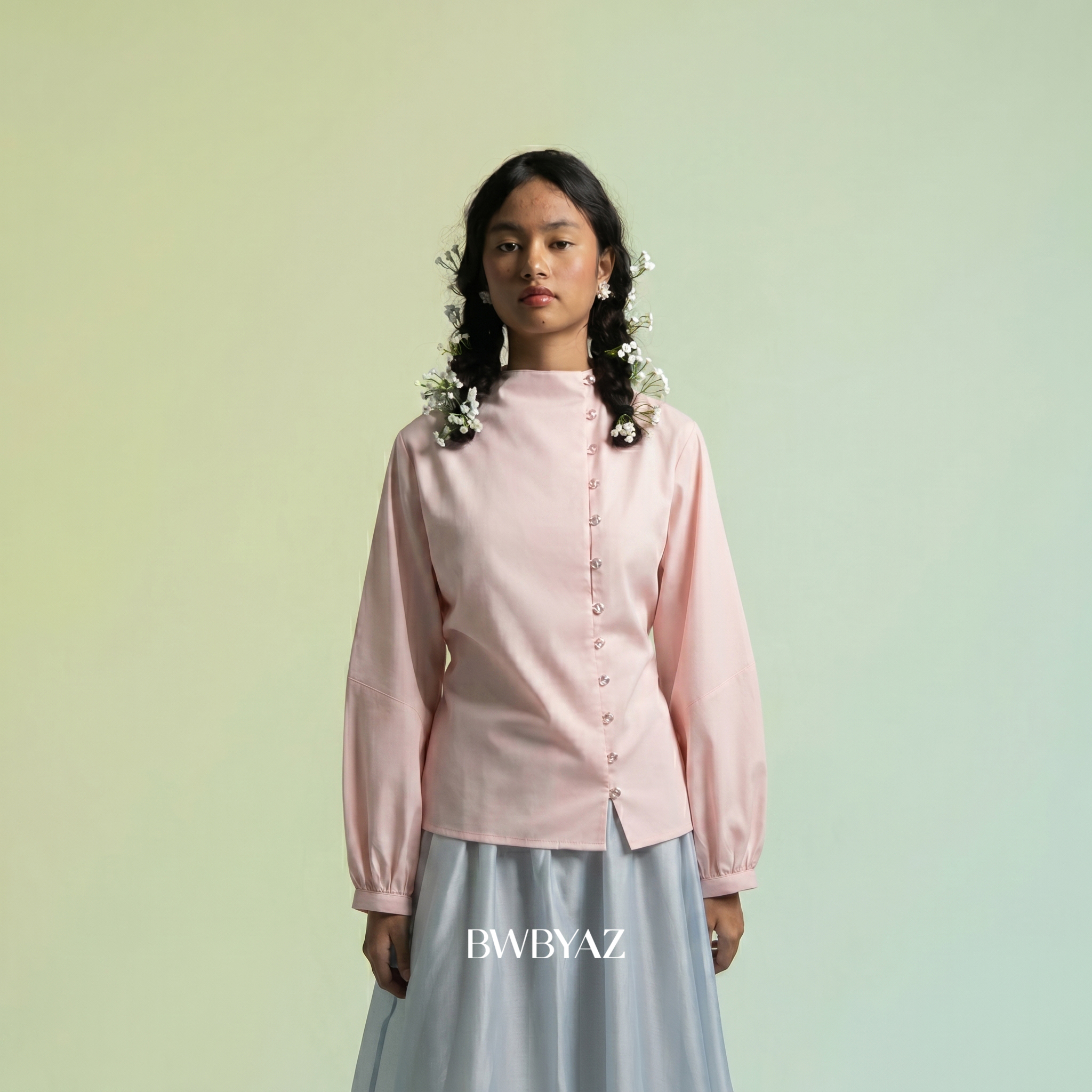 BWBYAZ - Estari Button Top (READY STOCK)