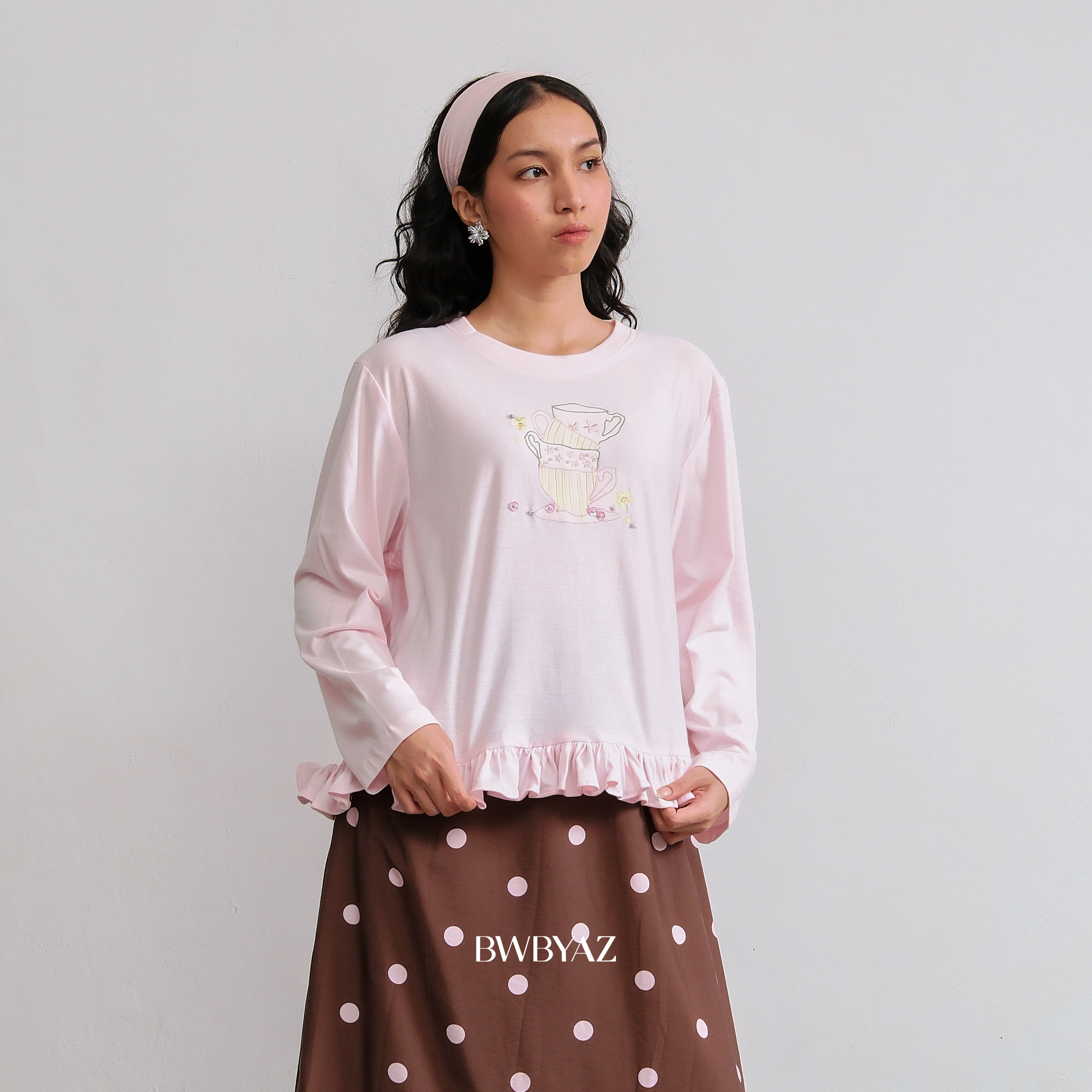 BWBYAZ - Ollie Embroidery Top Twinkle & Teacup (READY STOCK)