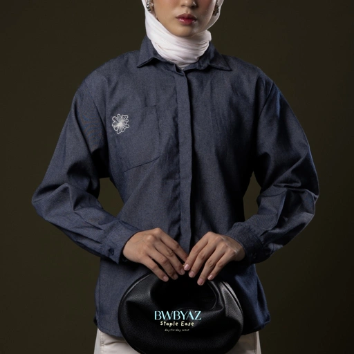 Image of BWBYAZ STAPLE EASE - Brielle Blooming Shirt Longsleeve