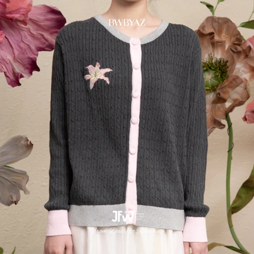 Image of BWBYAZ JFW COLLECTION -  LYAN CABLE KNIT (READY STOCK)