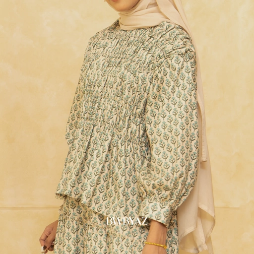 Image of BWBYAZ RONA JELITA JMFW COLLECTION - SOFEEA SHIRRED BLOUSE