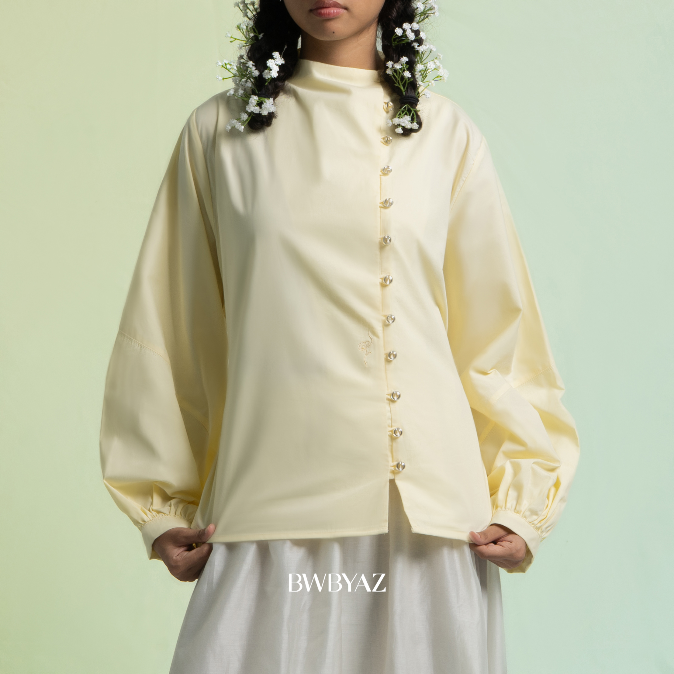 BWBYAZ - Estari Button Top (READY STOCK)
