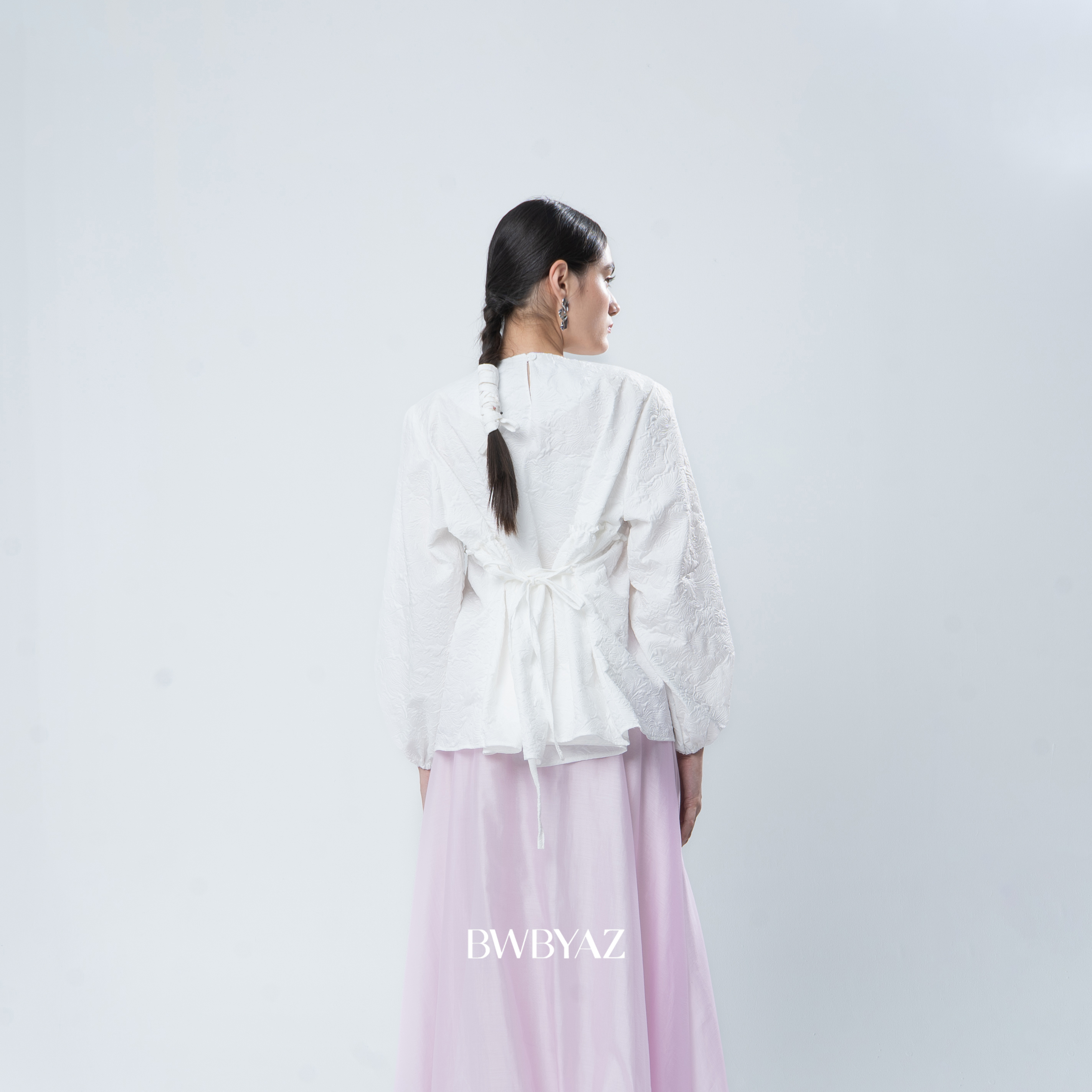 BWBYAZ - Zaliyah Flowy Blouse