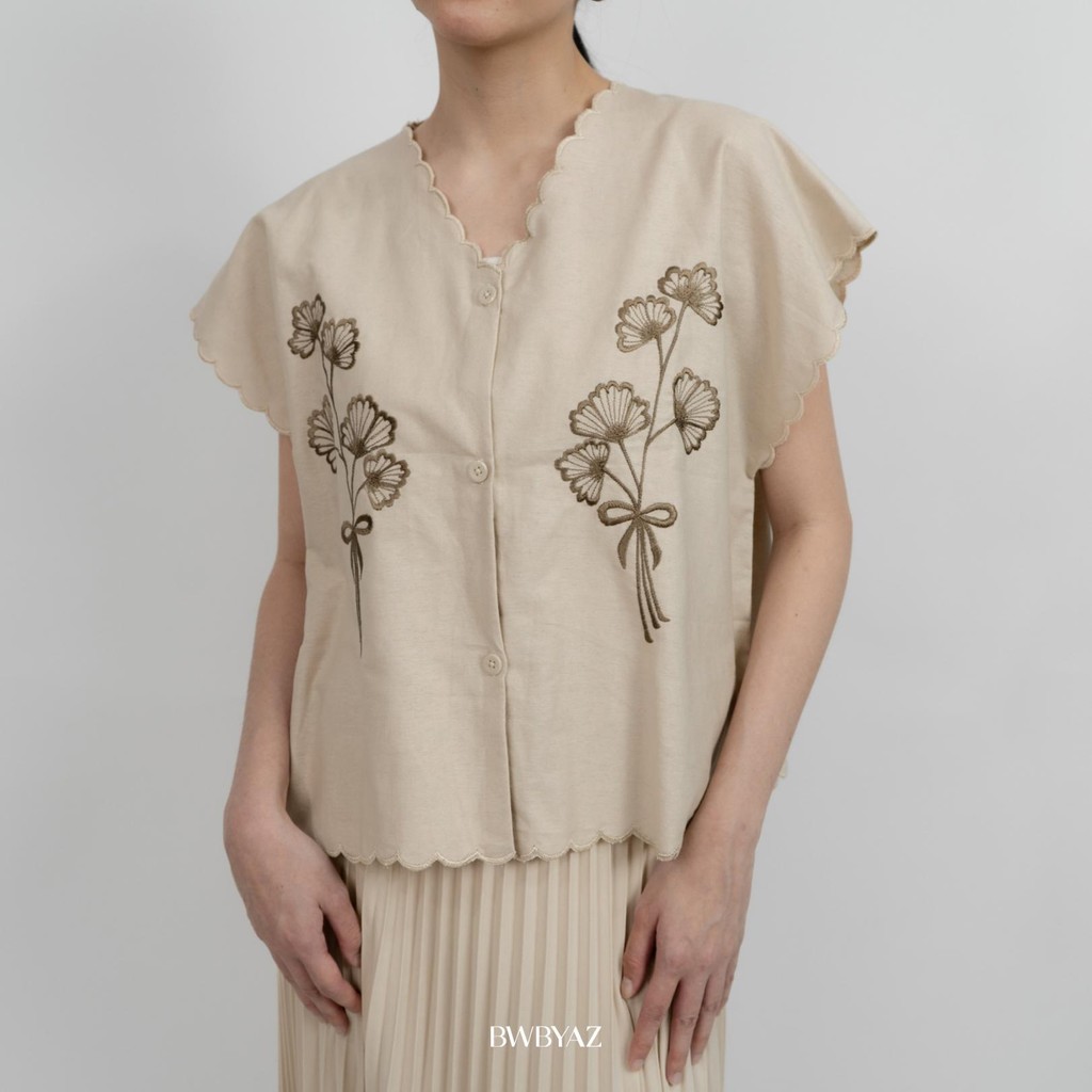 BWBYAZ - Ayudia Embroidery Vest (READY STOCK)