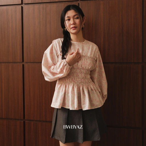 BWBYAZ - Rissa Shirred Top (READY STOCK)