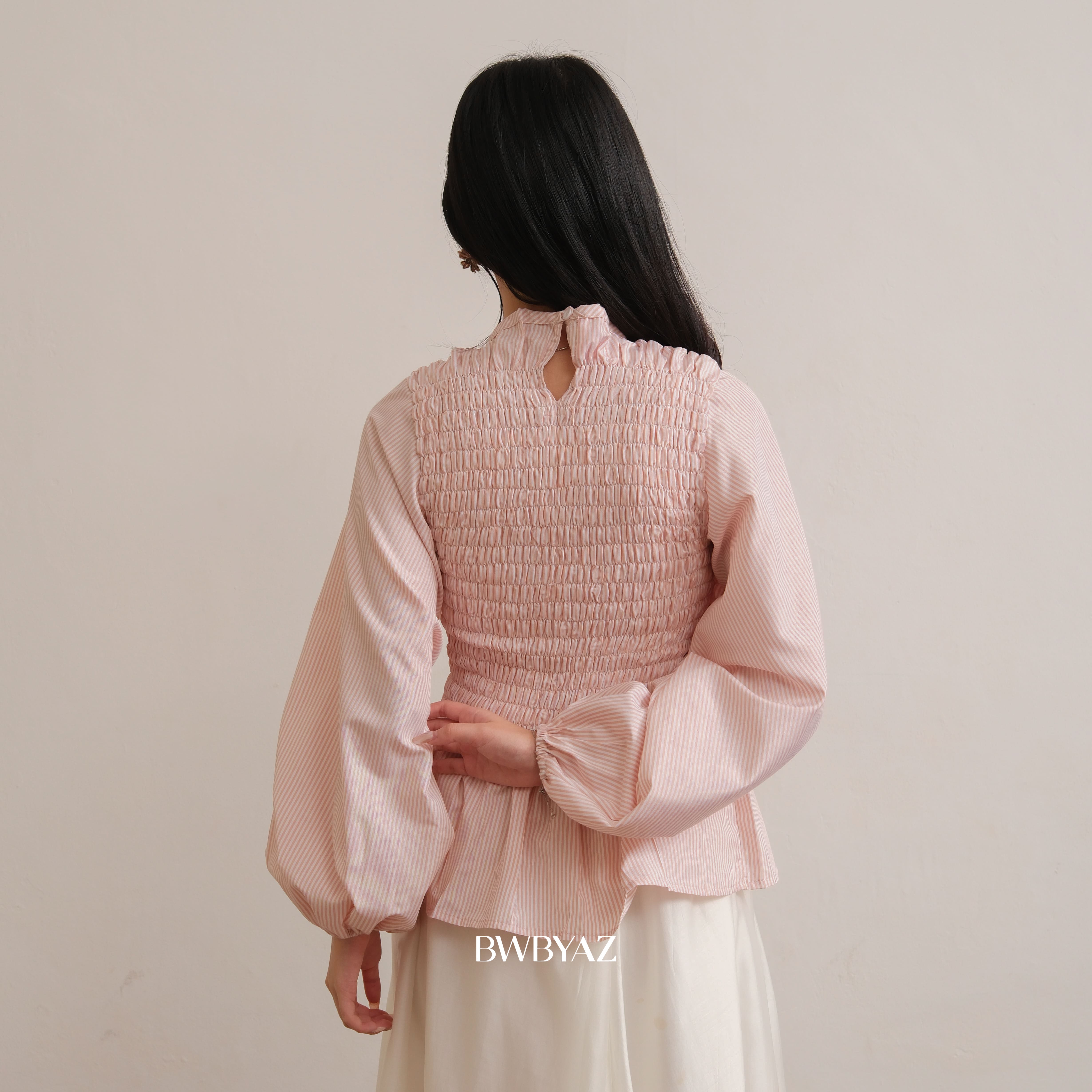 BWBYAZ - Kyla Shirred Top
