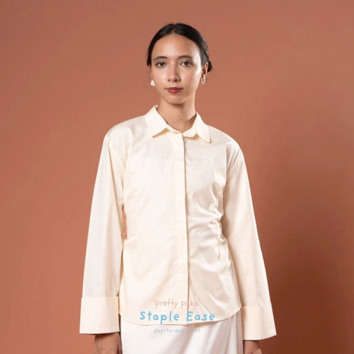 Image of BWBYAZ STAPLE EASE - KELANA FITTED SHIRT (READY STOCK)