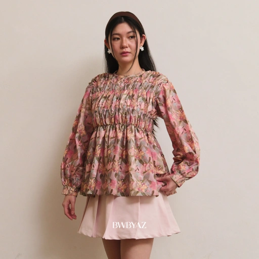 BWBYAZ - Pamela Shirred Blouse Signature