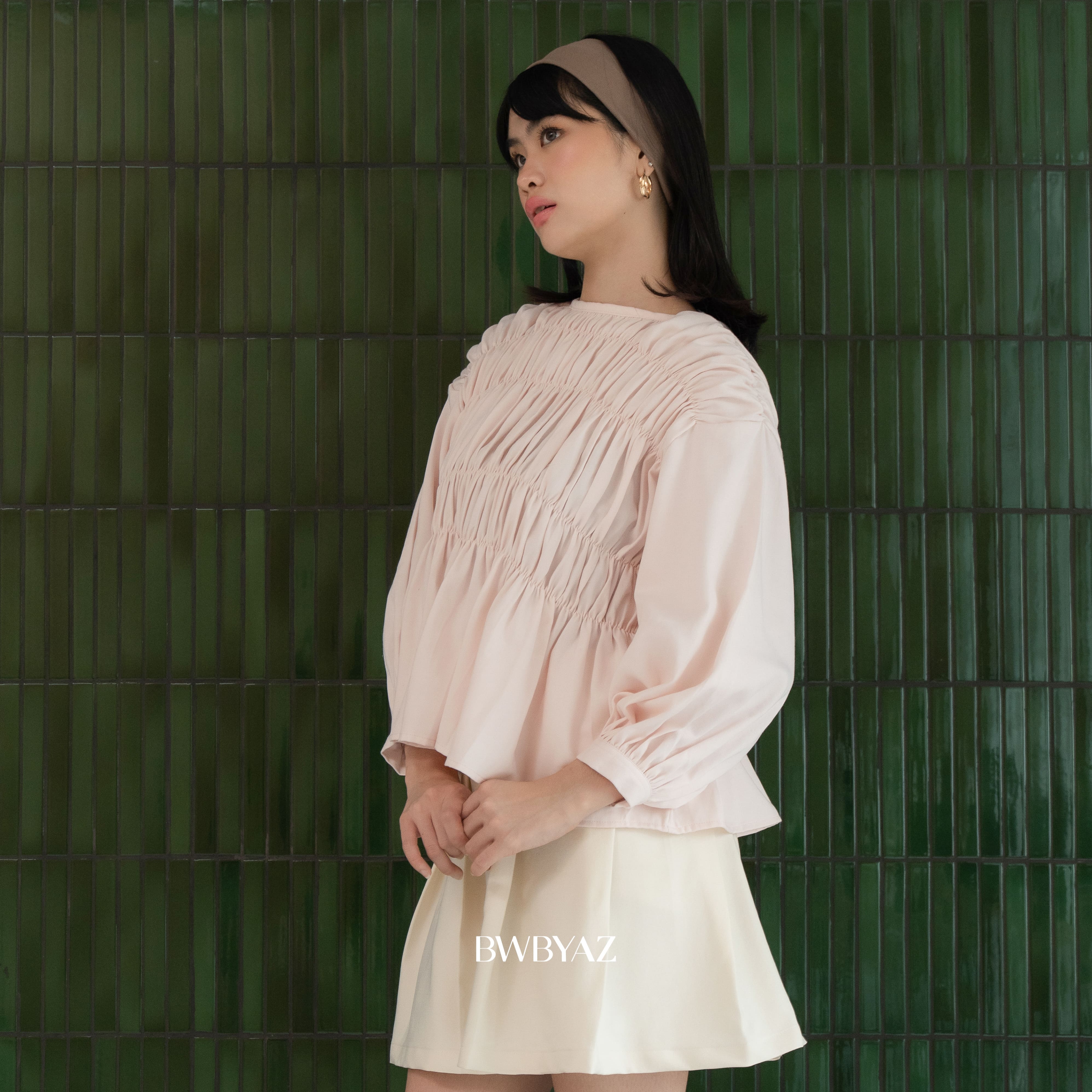 BWBYAZ - Pamela Shirred Blouse
