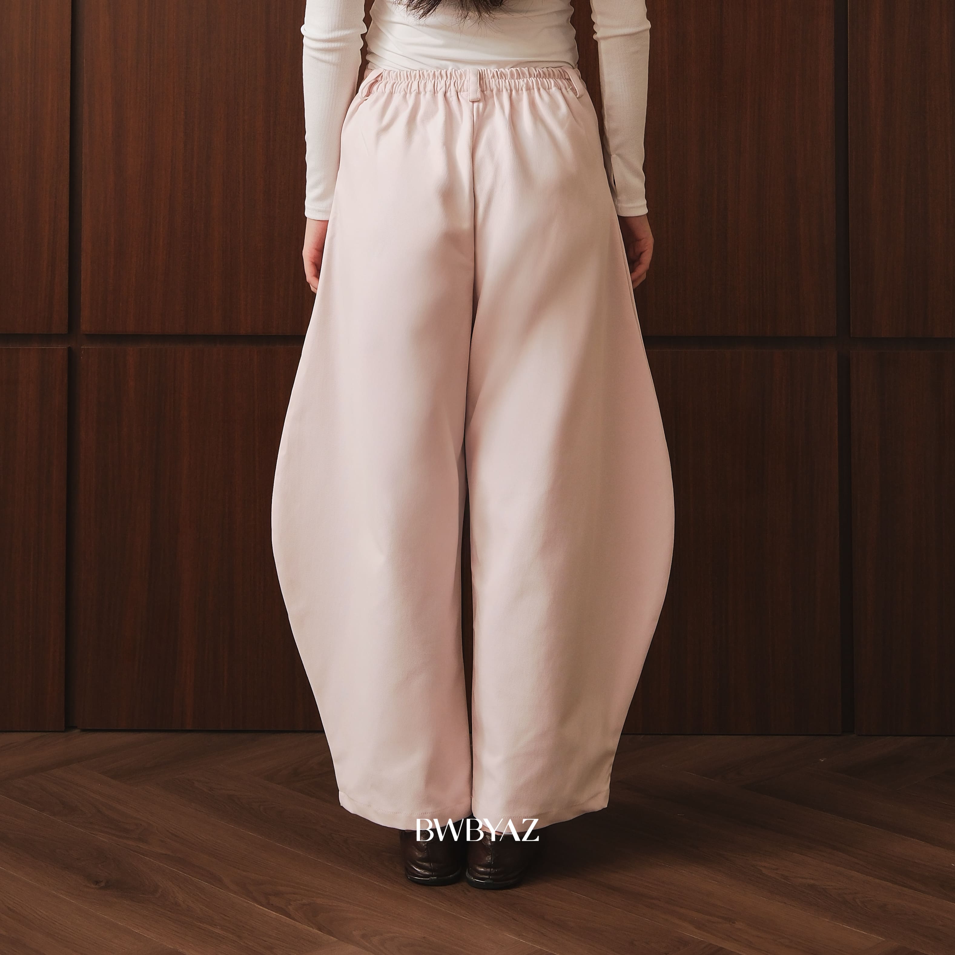BWBYAZ - Riley Barrel Pants (READY STOCK)