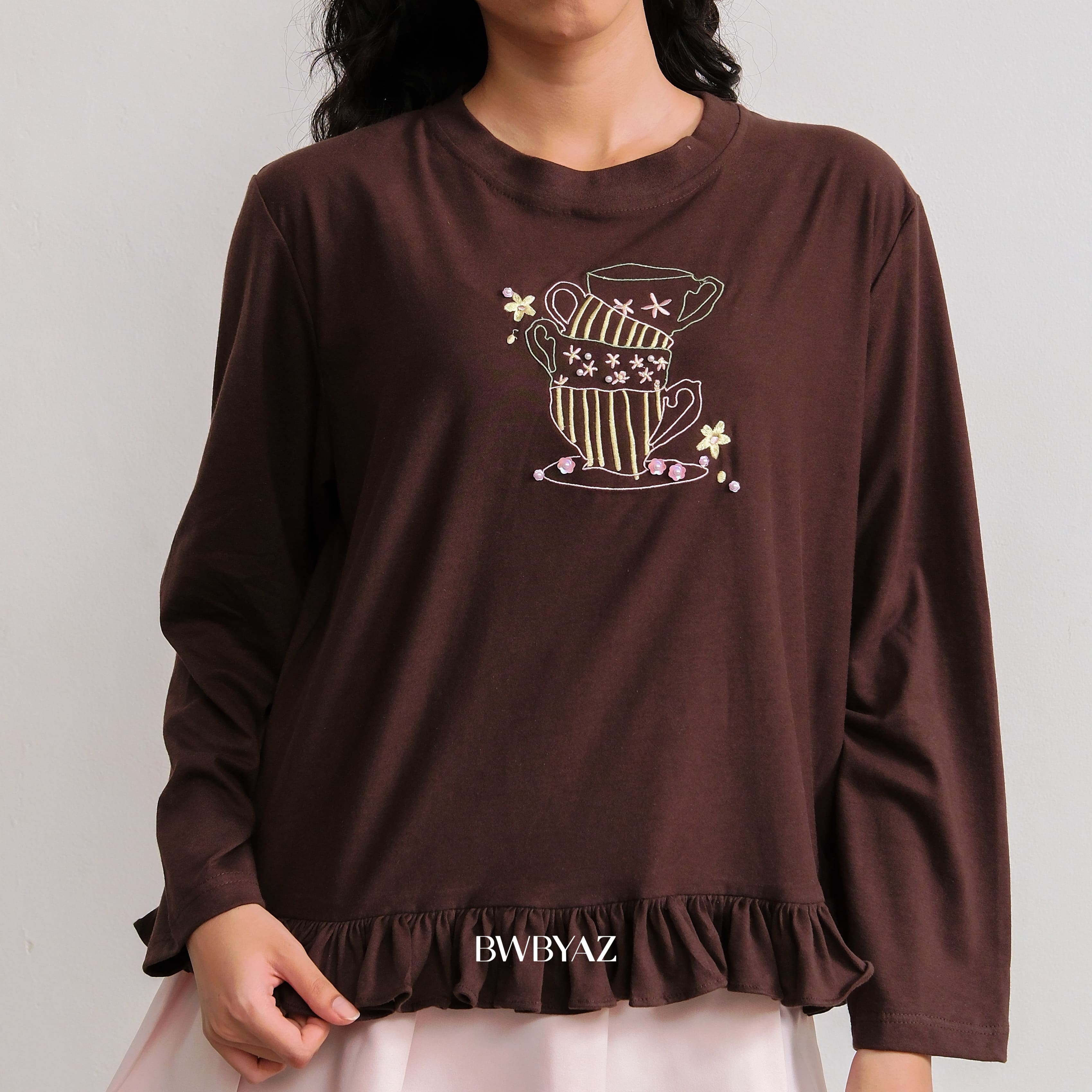 BWBYAZ - Ollie Embroidery Top Twinkle & Teacup