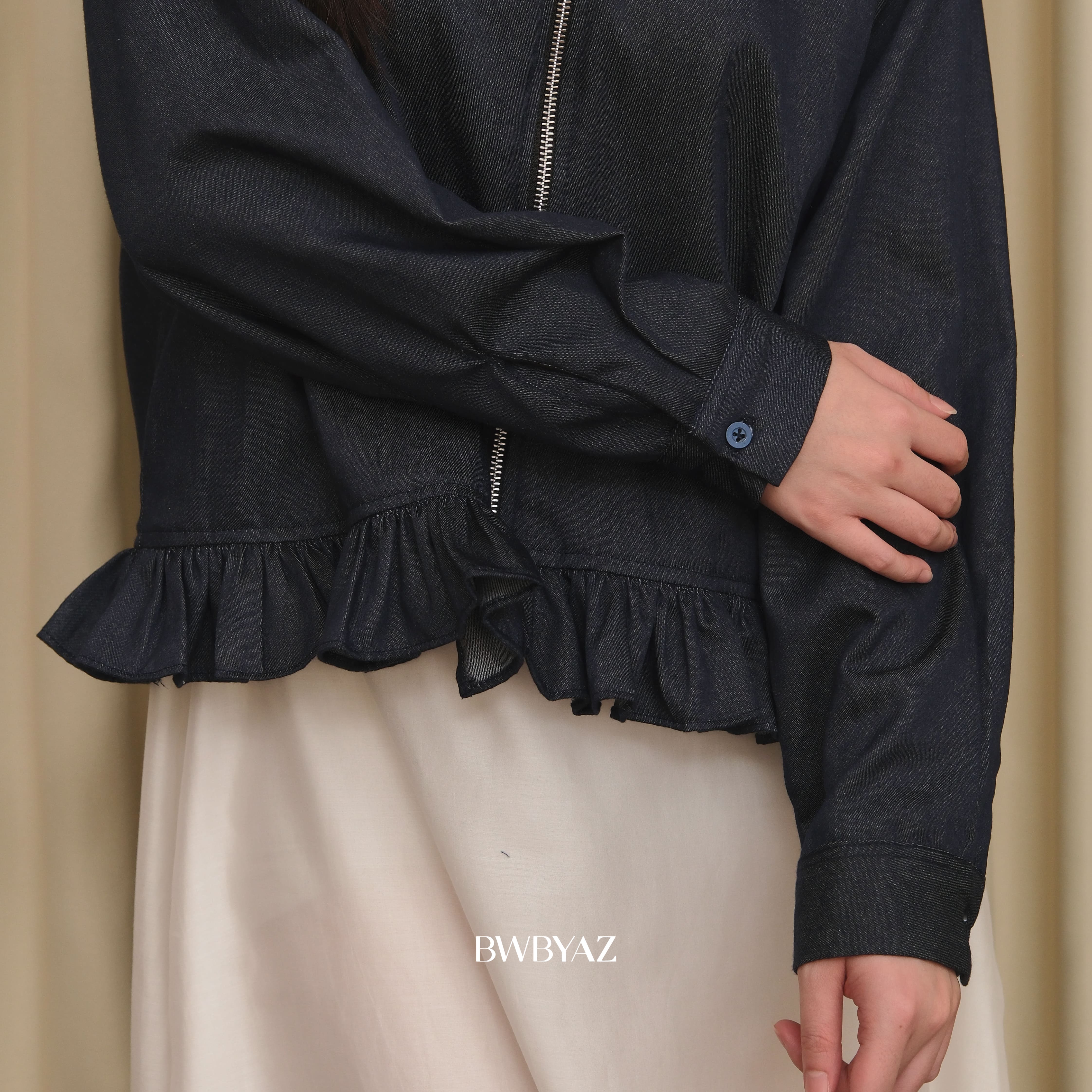 BWBYAZ - Friska Ruffle Shirt