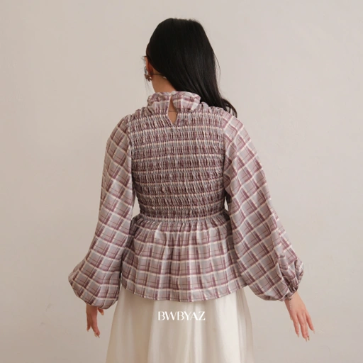 BWBYAZ - Kyla Shirred Top (READY STOCK)