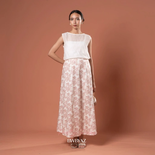 Image of BWBYAZ STAPLE EASE - Isla Flower Skirt (READY STOCK)