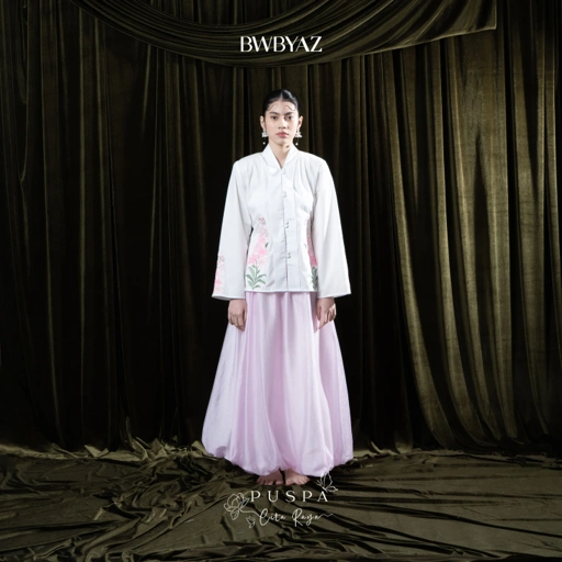 Image of BWBYAZ - PUSPA CITA RAYA - Nona Sekar Embroidery Kebaya (READY STOCK)