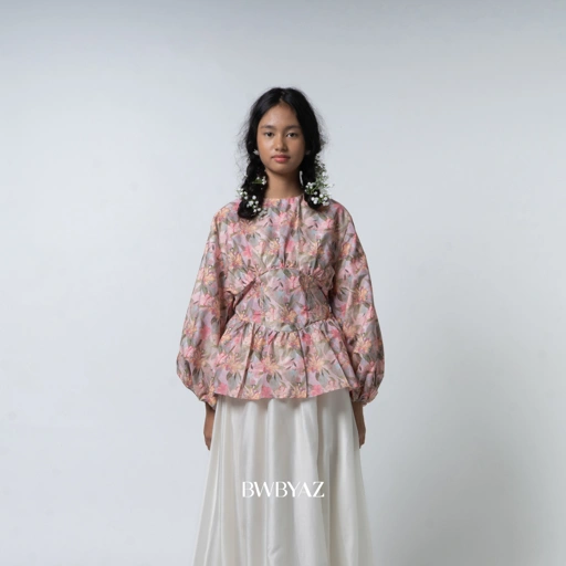 Image of BWBYAZ - PUSPA CITA RAYA - Nona Sarita Stagen Blouse
